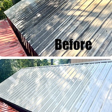 Metal-Roof-Cleaning-in-Pensacola-Florida 0